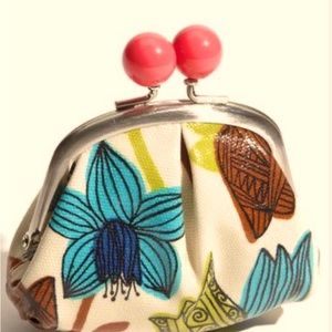 Fossil Key Per Floral Canvas Change Purse